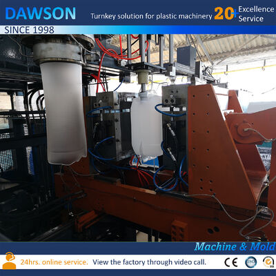 시간당 130kg 출력 20리터 제리캔 압출 HDPE 성형 플라스틱 드럼 블로우 성형기 4.4 x 3.4 x 3.6 미터