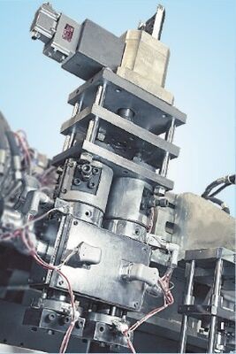 Mirror Polish 42CrMo Die Head for Blow Molding Machines with Min 8 Years Life